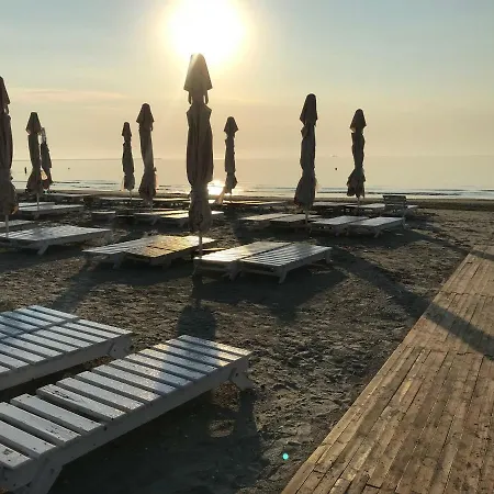 アパート Apartament Mamaia Nord ナボダリ